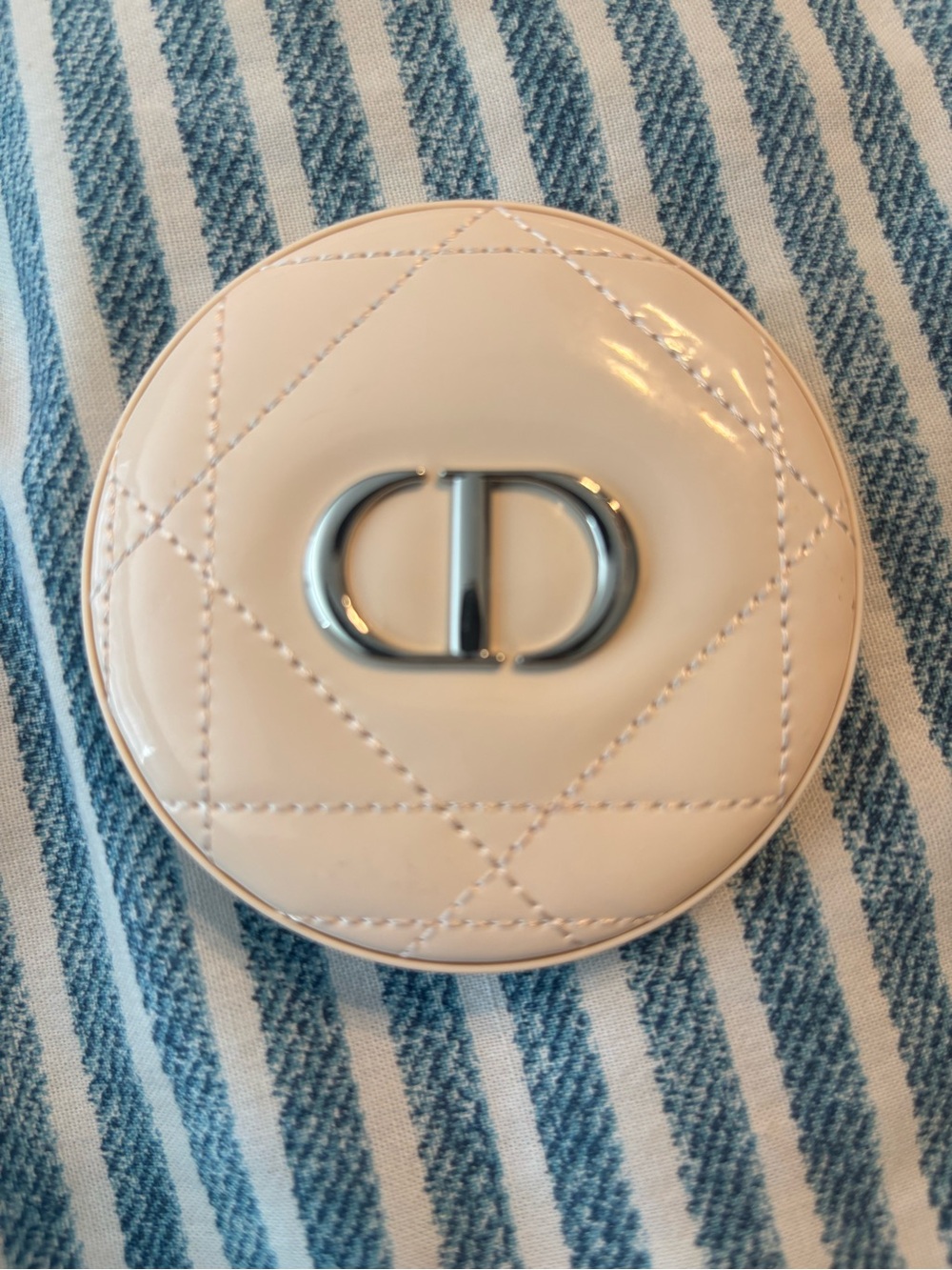 DIOR FOREVER COUTURE LUMINIZER #04 GOLDEN GLOW